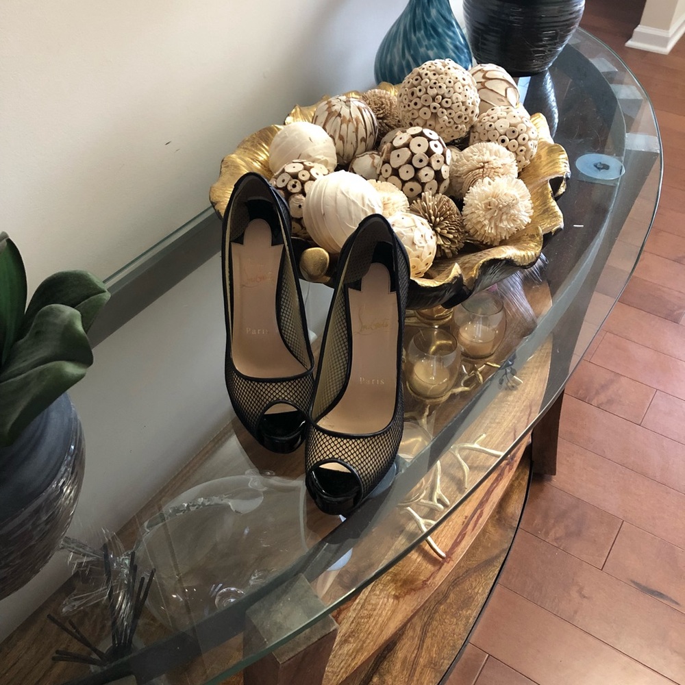 Brand shoes